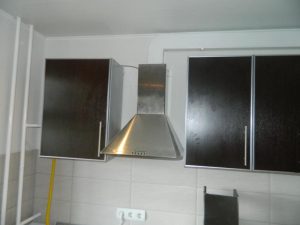 Установка вытяжки на кухне в Жуковском